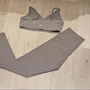 Aritzia matching set